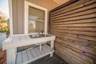 La Bella Vita - Coastal Joe Vacation Rentals - Cape San Blas - 1