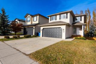 Valley Home 2 Bed 1 Bath Walkout Basement Apartment - Calgary - 0
