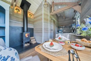 The Cabin at Salcombe Farm - 2