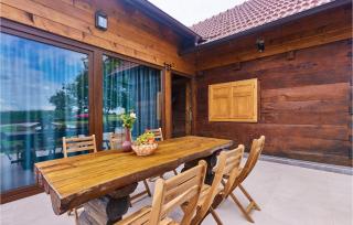 Gorgeous Home In Stubicke Toplice - Stubicke Toplice - 2