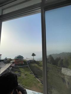 Luxury 4-BHK,Central Apartment - Murree - 6