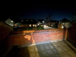 Great for contractors- Flat in Chelmsford with parking for 3 people WITH WIFI - - 1