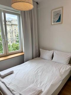 Comfort 2-room Apartment - by HIK Apartments - Warsaw - 3