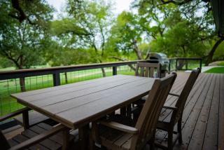 Pet Friendly Fire Pit Sleeps 30 - Kyle - 8