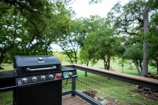 Pet Friendly Fire Pit Sleeps 30 - Kyle - 3