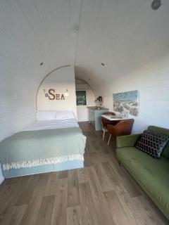 Inishway self catering - - 5