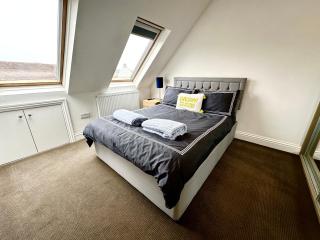 Stunning Modern, Private Apartment,15 Mins To Central London - 7
