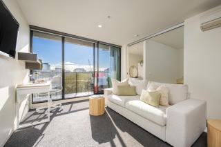 Stylish Apartment in Melbourne - Melbourne - 0