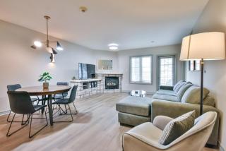 Hideaway 2BR Condo Pool & Heated Pool - 4