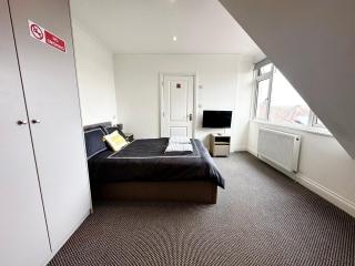 Stylish Modern, Private Apartment,15 Mins To Central London - Hendon - 0