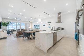 Club Suites at Rum Point - Driftwood Village - 7