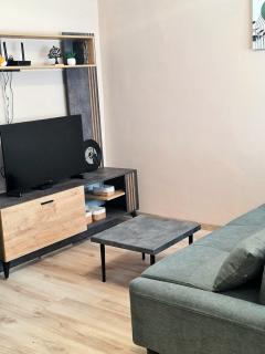 Fresh & Cozy Flat Near Varna Cathedral - 1