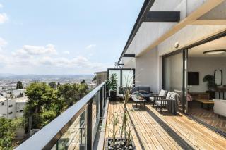 Stunning Haifa Bay Views Penthouse by Sea N' Rent - Haifa - 9