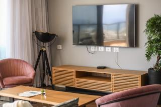 Stunning Haifa Bay Views Penthouse by Sea N' Rent - Haifa - 3