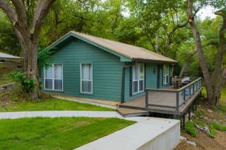 River Access Pet Friendly Fishing BBQ Sleeps 5 - Kyle - 0