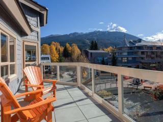 Tyndall Stone 317 by Outpost Whistler - Whistler - 9