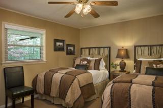 Caryonah Hunting Lodge - Crossville - 1