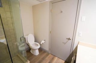 Modern, fully renovated Studio! - 6