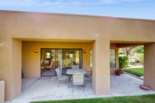 Poinciana Paradise - Palm Desert - 8