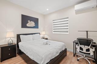 Modern Getaway Near Pasadena & DTLA - 6