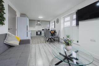 The Central Nest - lush 2Bd Flat, up to 6ppl - Cardiff - 0