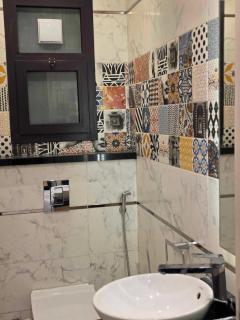 وحده فندقيه خمس نجوم ويست تاون بفرلي هيلز سوديك الشيخ زايد - 1