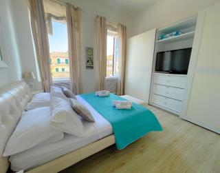 LUNA SUL PORTO Seaview Apartment - Bright and Spacious Flat in Central Nettuno, Steps from the Marina, Beaches, and Train Station - Nettuno - 0