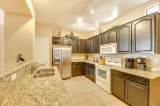 Family Home with Community Perks - 8 Mi to Chandler! - Gilbert - 1