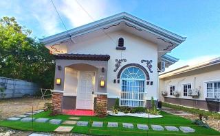 Casa Rosalia - solar powered - Dauis - 0