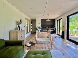Kingfisher - Luxurious Off-Grid Eco Cabin with Riverviews - Market Drayton - 0
