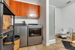 Stylish 3-Bed Loft in Historic Old Montreal - Montréal - 5