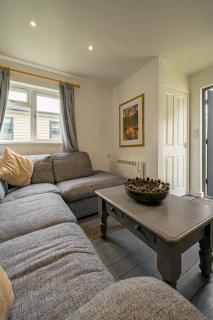 Oak Cabin Overlooking Bedgebury Forest - Goudhurst - 3