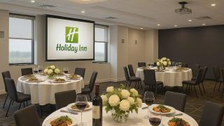 Holiday Inn & Suites Mississauga West - Meadowvale by IHG - Mississauga - 2
