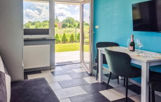 Awesome Apartment In Zastan With Wifi - Zastań - 9
