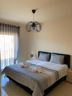 Heronia Apartments - 0