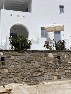 Kirki Rooms & Studios on the Hill - Parikia - 7