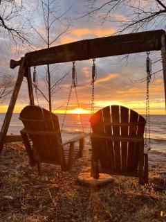 Superior Sunset Cabin OFF GRID - Ironwood - 0