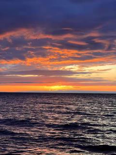 Superior Sunset Cabin OFF GRID - Ironwood - 8