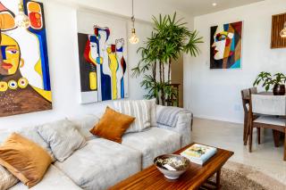 Renovated remote-work 3 bed gem with ACs & views! - Kaapstad - 5