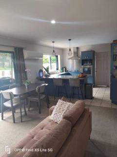 Double Room Free WIFI - Hamilton - 4