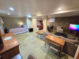 Cozy Studio on the fashionable East Side - Milwaukee - 3