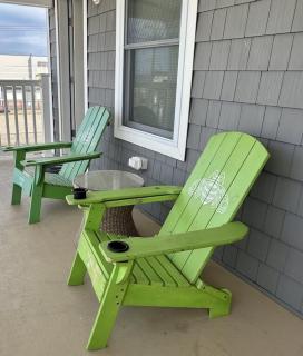 Penthouse on the beach - penthouse balcony and ocean views bay breeze sleeps 8 comfortably - Seaside Heights - 6