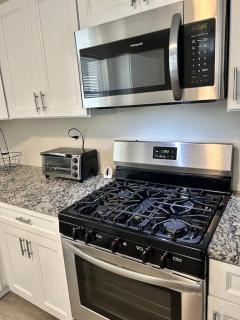 Penthouse on the beach - penthouse balcony and ocean views bay breeze sleeps 8 comfortably - Seaside Heights - 5