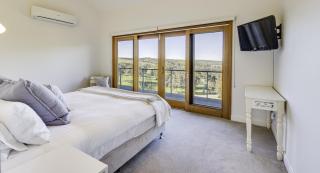 Seascape Retreat - Victor Harbor - 7