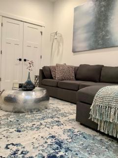 Sapphire Lux Queen Suite - Kamloops - 1