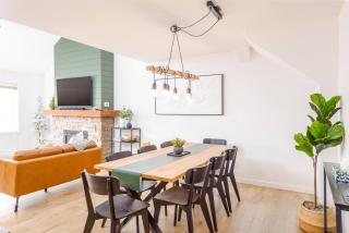 Wintergreen Retreat w/Hot Tub by Village - 4