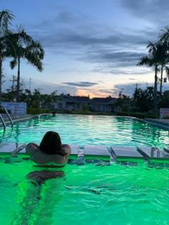 Eds Spacious 3-Bedroom 2-Full Bathroom House with Wifi, AC and Pool - Tinago - 6