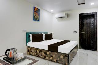 Hotel O Flora - Hisār - 0