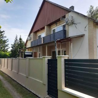 Holiday Homes in Balatonmariafürdo 48114 - Balatonmáriafürdő - 1