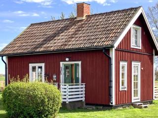 2 person holiday home in ÖDESHÖG - Ödeshög - 0
